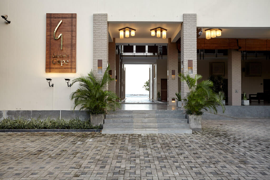 Garton's Cape hotel entrance